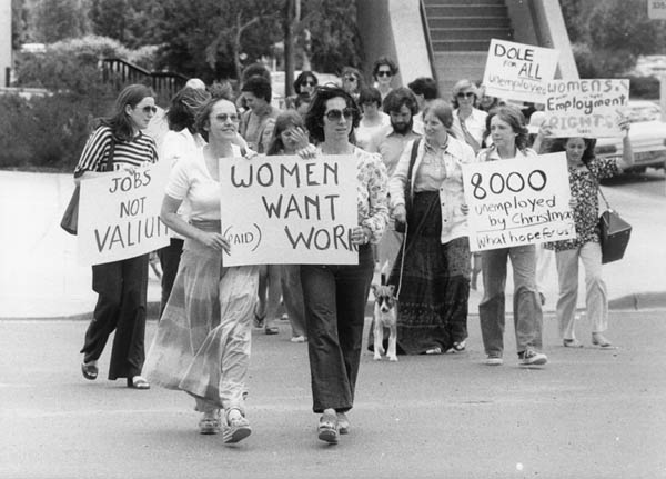 Women march for the right to work 1977